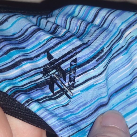 Swim wear - Picture 3 of 7